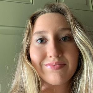 Meet your Posher, Savannah